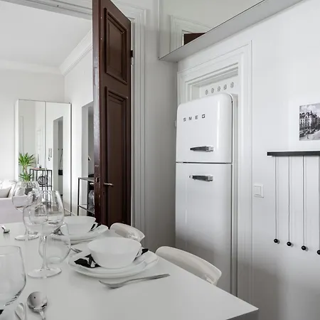 Apartment Unique In A Historical Building In Downtown Tampere