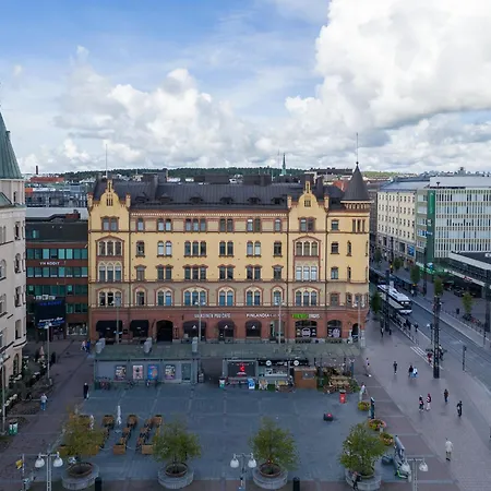 Unique In A Historical Building In Downtown Huoneisto