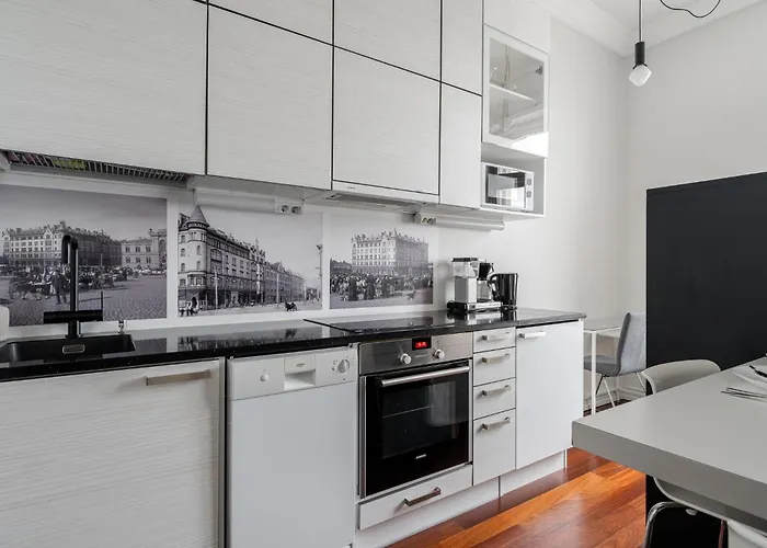 Unique In A Historical Building In Downtown